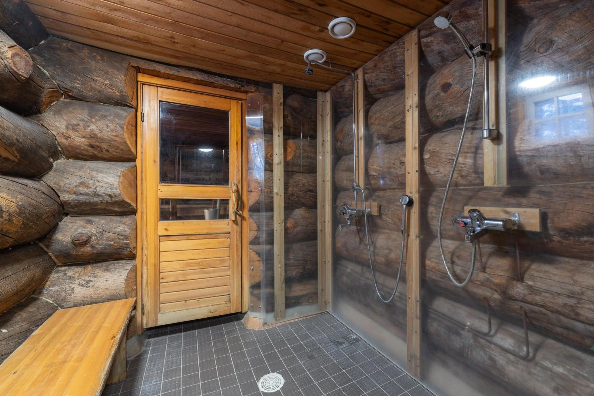 Kuukkeli Apartments Pikku-Hirvas Ja Porotokka Saariselka Luaran gambar